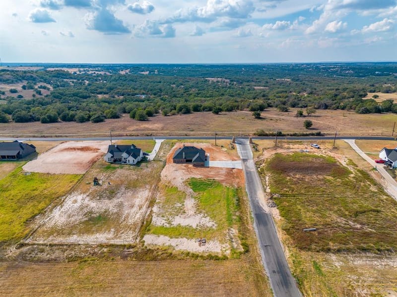 2000 Highland View Drive, Springtown TX 76082 - Photo 6