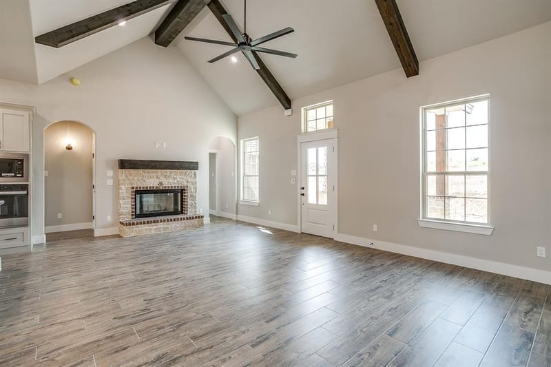 2000 Highland View Drive, Springtown TX 76082 - Photo 10
