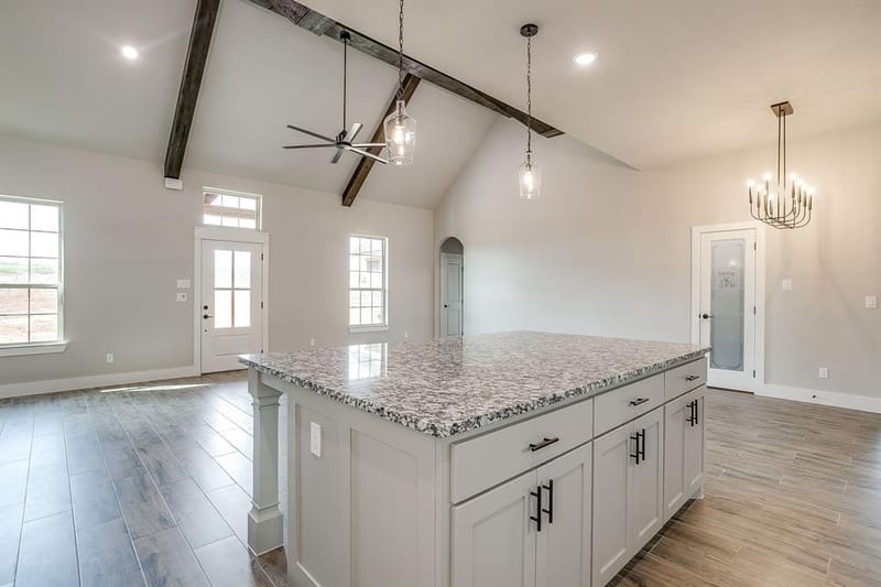 2000 Highland View Drive, Springtown TX 76082 - Photo 15