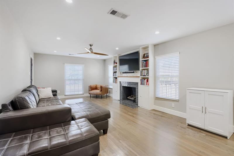514 S Westmoreland Road, Dallas TX 75211 - Photo 6