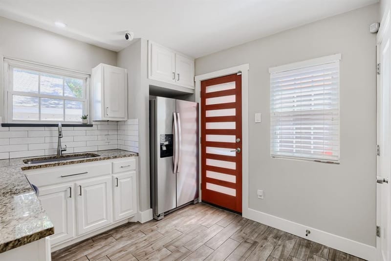 514 S Westmoreland Road, Dallas TX 75211 - Photo 8
