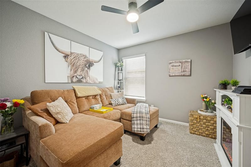 5529 Legends Way, Krum TX 76249 - Photo 6