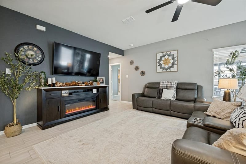 5529 Legends Way, Krum TX 76249 - Photo 9