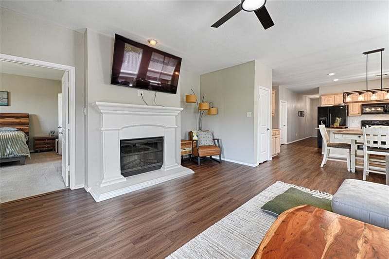 10969 Hawks Landing Road, Fort Worth TX 76052 - Photo 14