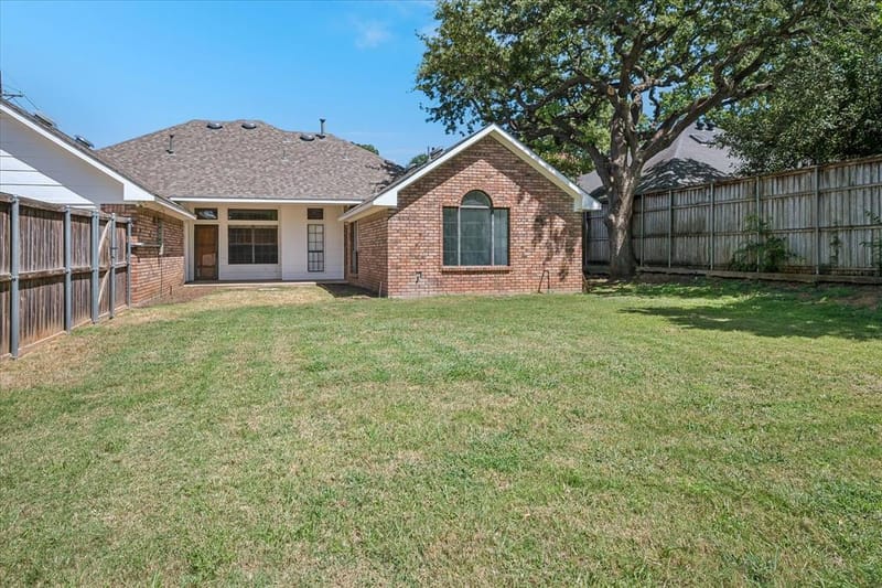 1902 Buffalo Bend Drive, Lewisville TX 75067 - Photo 22