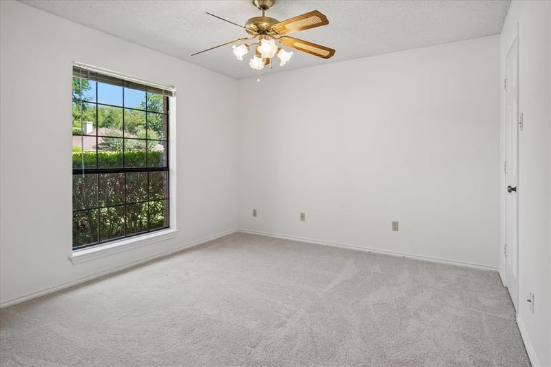 1902 Buffalo Bend Drive, Lewisville TX 75067 - Photo 18