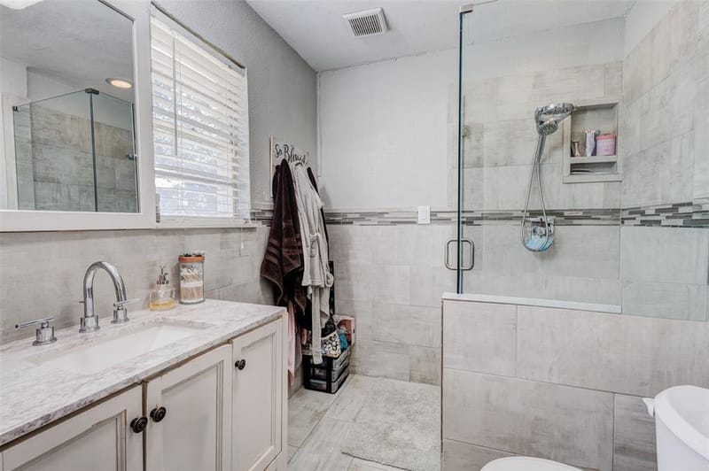 64 Somerset Terrace, Bedford TX 76022 - Photo 24