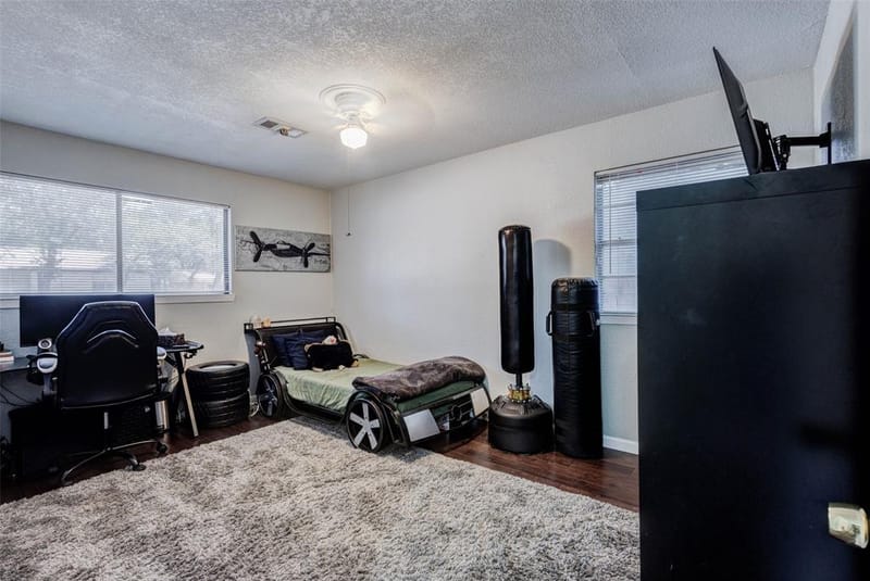 64 Somerset Terrace, Bedford TX 76022 - Photo 30
