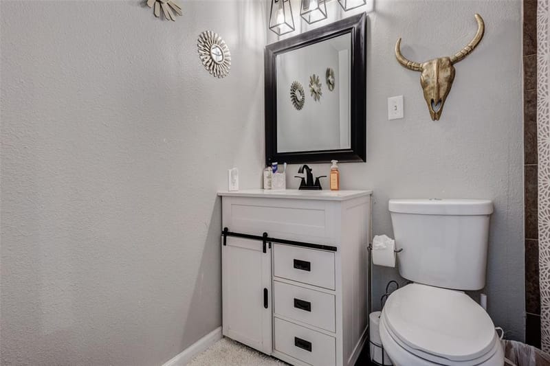 64 Somerset Terrace, Bedford TX 76022 - Photo 31