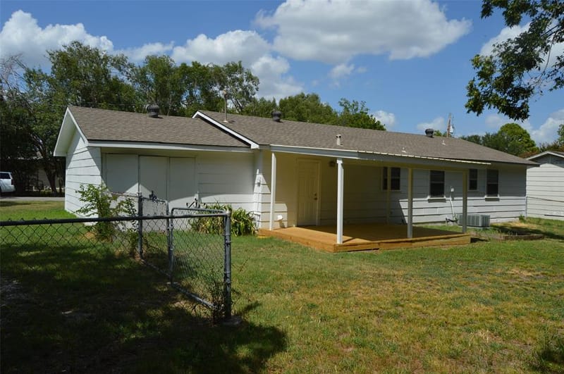 3321 Eastland Avenue, Greenville TX 75402 - Photo 27