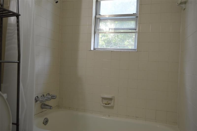 3321 Eastland Avenue, Greenville TX 75402 - Photo 18