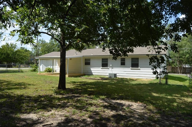 3321 Eastland Avenue, Greenville TX 75402 - Photo 29