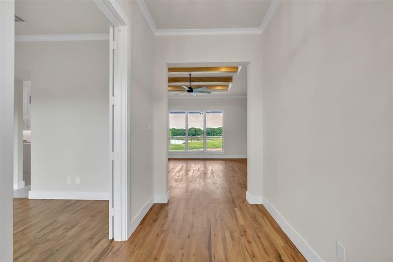 1028 Henry Way, Springtown TX 76082 - Photo 5