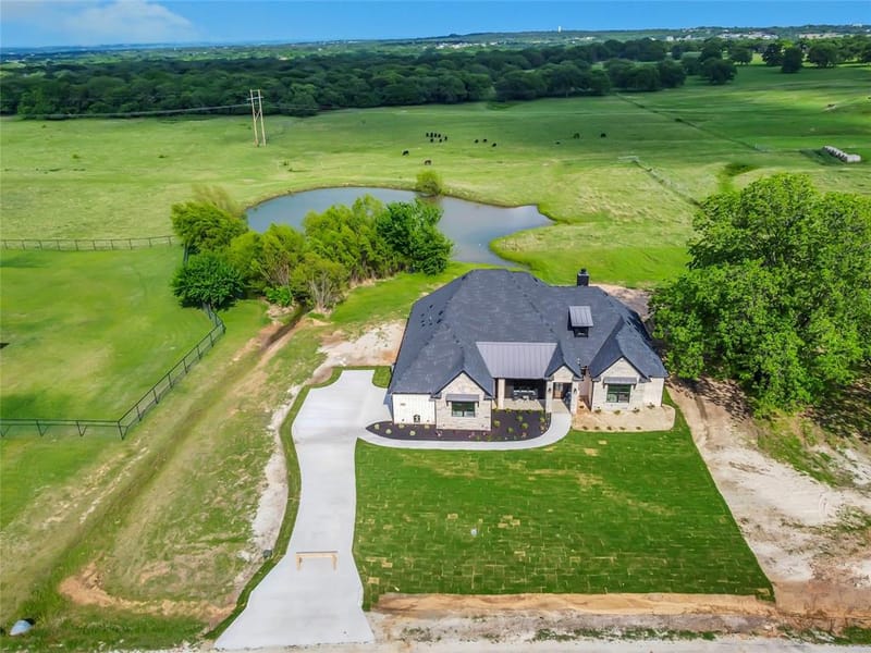 1028 Henry Way, Springtown TX 76082 - Photo 38