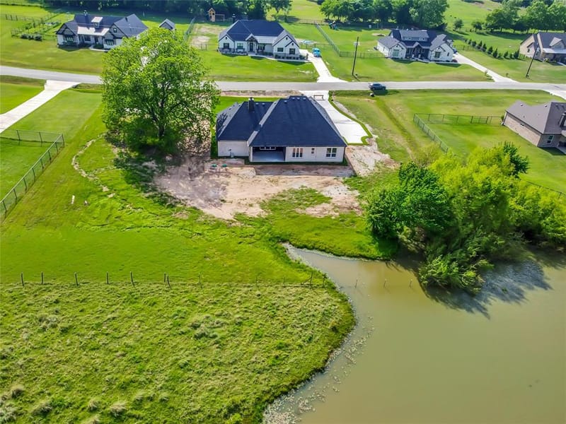 1028 Henry Way, Springtown TX 76082 - Photo 39