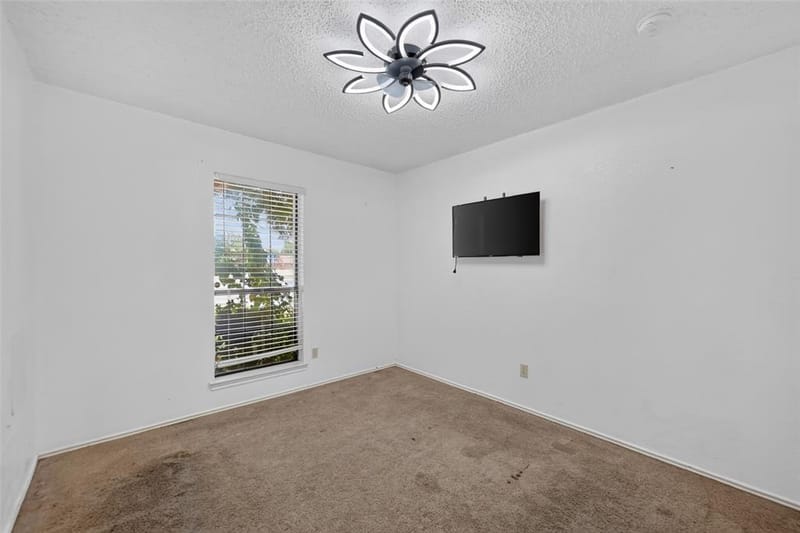 583 Kirkland Drive, Coppell TX 75019 - Photo 12