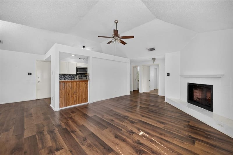 583 Kirkland Drive, Coppell TX 75019 - Photo 4