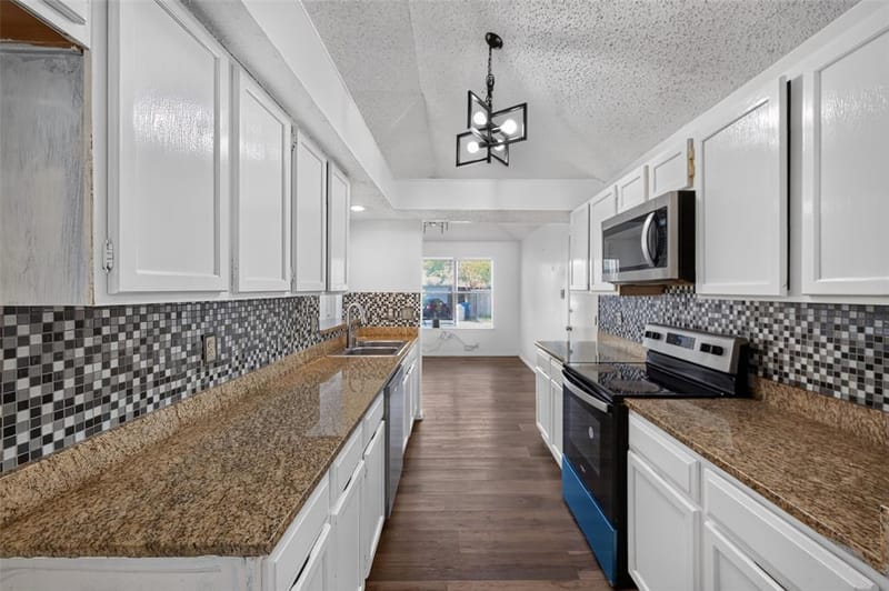 583 Kirkland Drive, Coppell TX 75019 - Photo 8