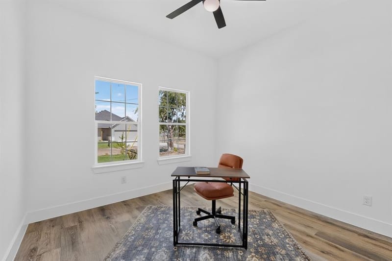 707 W Turner Street, Wolfe City TX 75496 - Photo 27