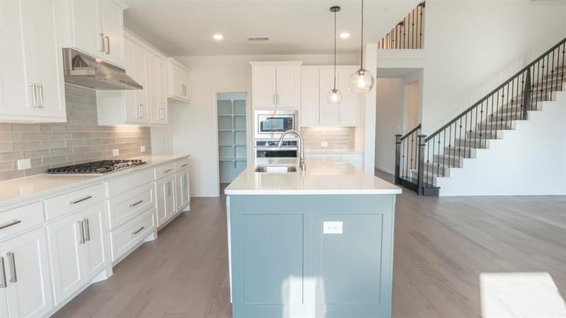 7001 Lowbranch Trail, Little Elm TX 76227 - Photo 6