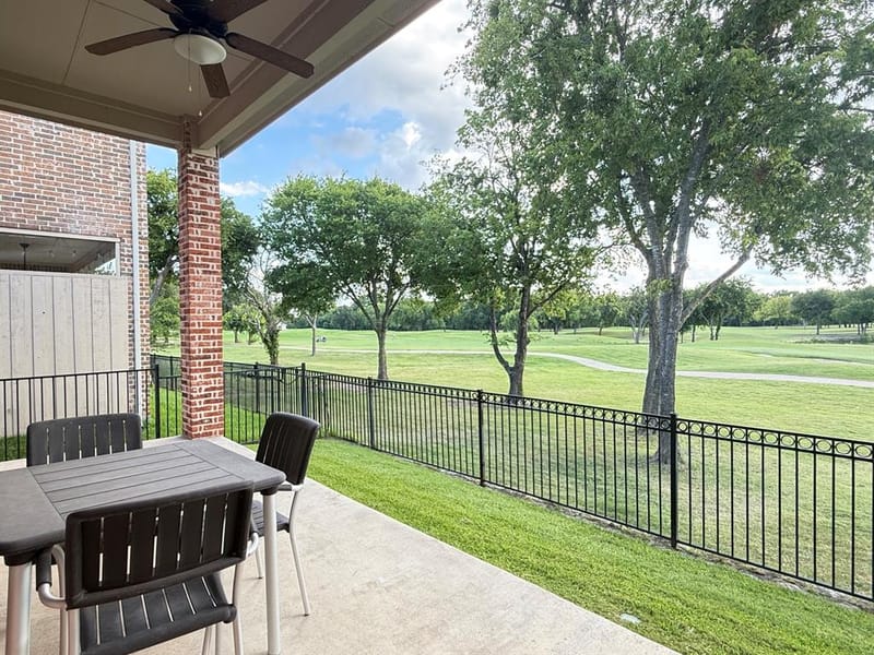 2313 Chadwick Lane, Garland TX 75044