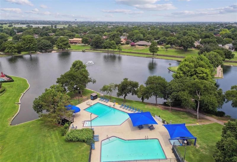 9 Country Lake Drive, Carrollton TX 75006 - Photo 6