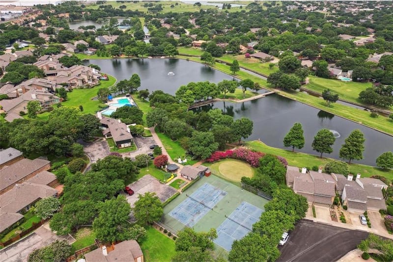 9 Country Lake Drive, Carrollton TX 75006 - Photo 5
