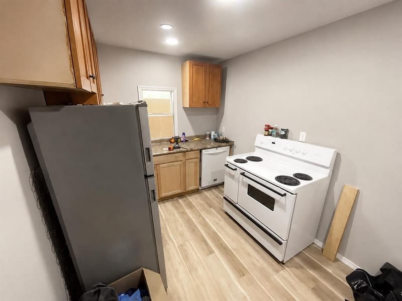 2000 Parrish Street, Bellmead TX 76705 - Photo 8
