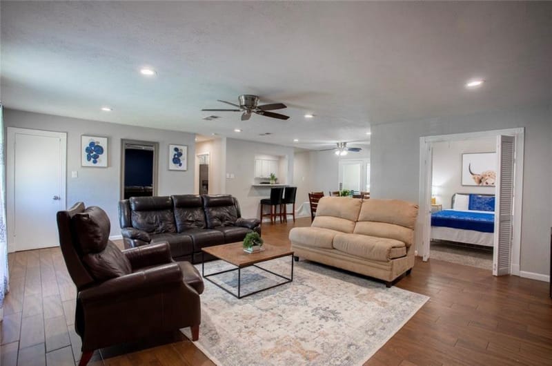 641 Furlong Drive, Dallas TX 75211 - Photo 16