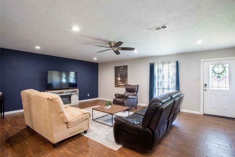 641 Furlong Drive, Dallas TX 75211 - Photo 15