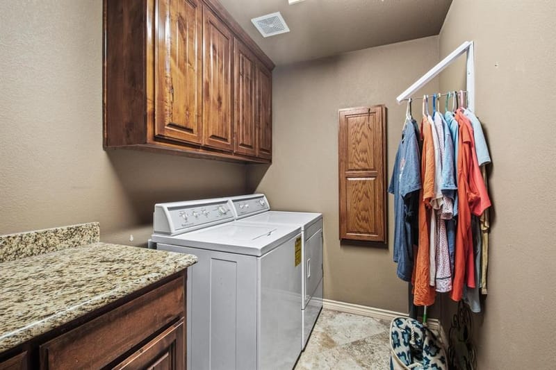 112 Knight Court, Springtown TX 76082 - Photo 20