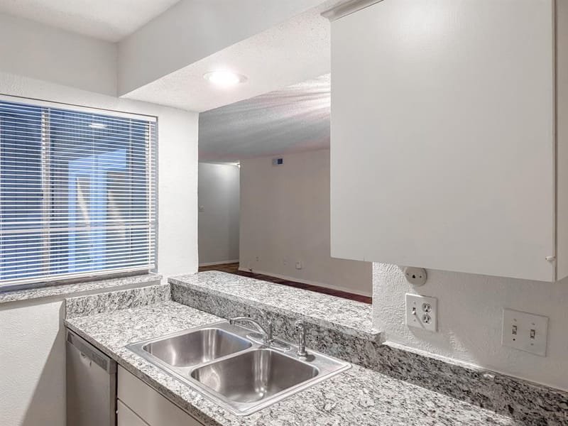 5138 Amesbury Drive # 110, Dallas TX 75206 - Photo 12