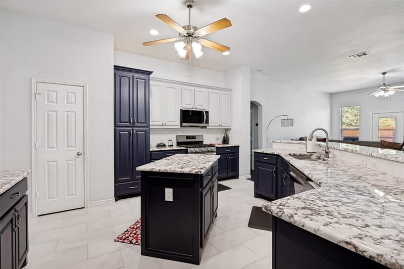 517 Magnolia Lane, Glenn Heights TX 75154 - Photo 11