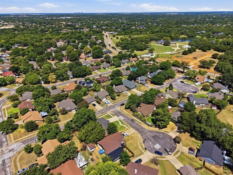 2606 Worth Forest Court, Arlington TX 76016 - Photo 36