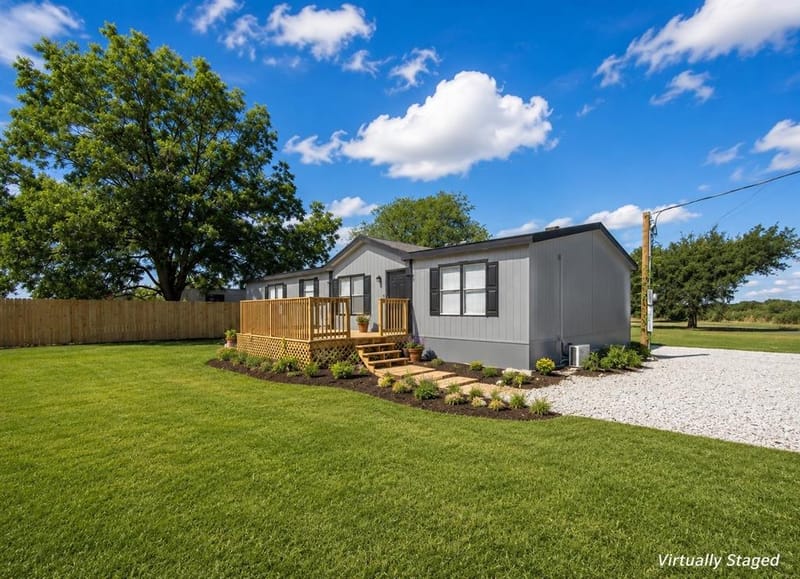 18327 Gholson Road, Waco TX 76705 - Photo 2