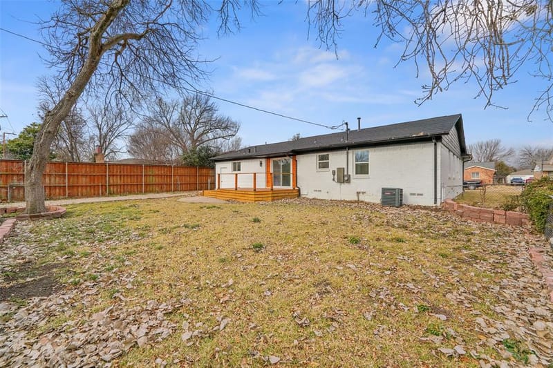11046 Delford Circle, Dallas TX 75228 - Photo 6