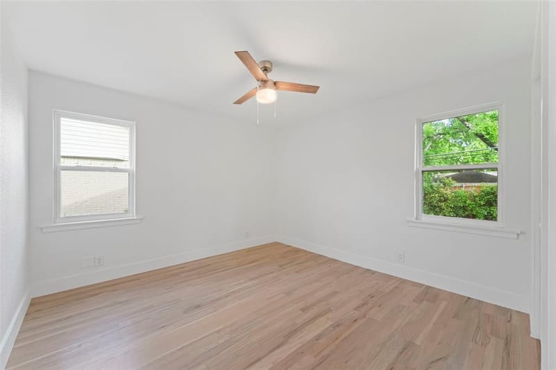 11046 Delford Circle, Dallas TX 75228 - Photo 22