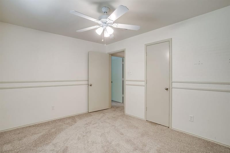 2610 N Casa Blanca Court, Arlington TX 76015 - Photo 27