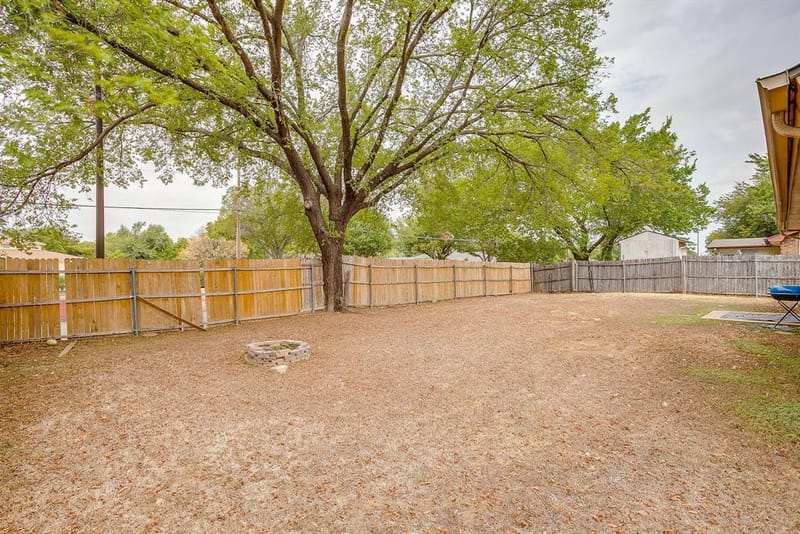 2610 N Casa Blanca Court, Arlington TX 76015 - Photo 28