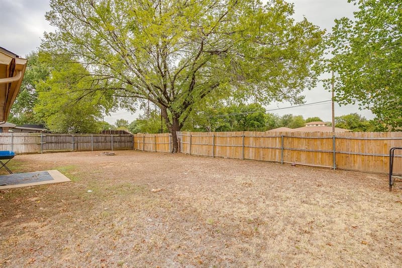 2610 N Casa Blanca Court, Arlington TX 76015 - Photo 29
