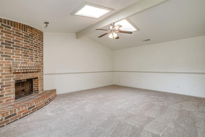 2610 N Casa Blanca Court, Arlington TX 76015 - Photo 8