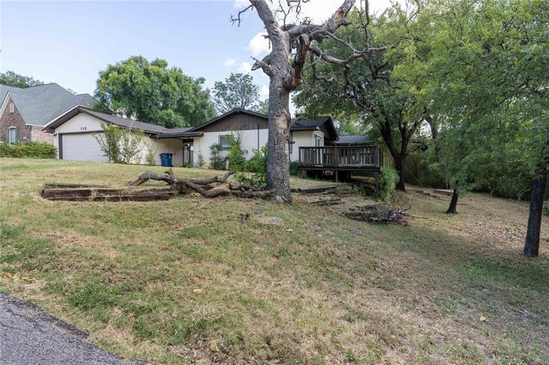 112 Oaktree Drive, Highland Village TX 75077 - Photo 12