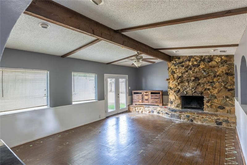 112 Oaktree Drive, Highland Village TX 75077 - Photo 8