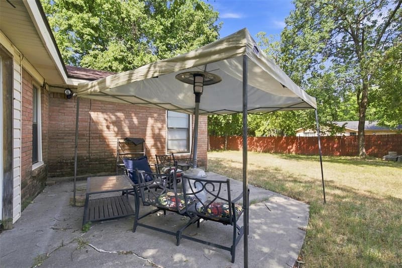 1817 Ellington Drive, Fort Worth TX 76112 - Photo 24