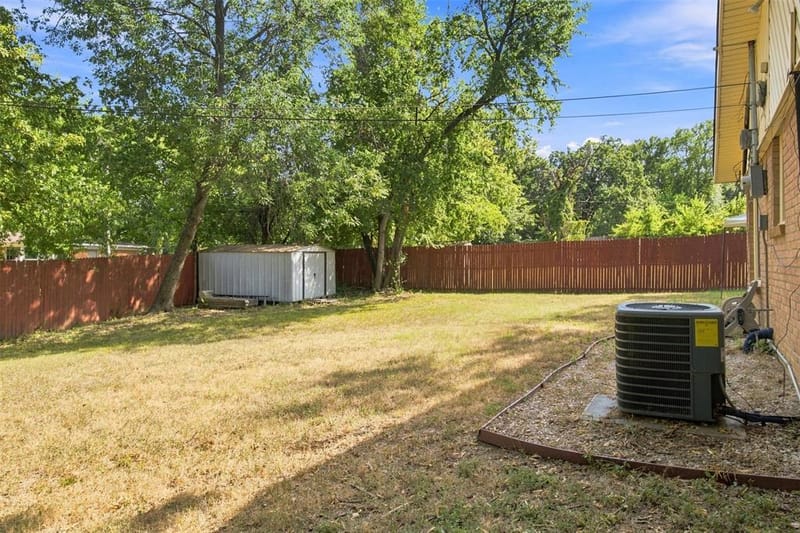 1817 Ellington Drive, Fort Worth TX 76112 - Photo 29