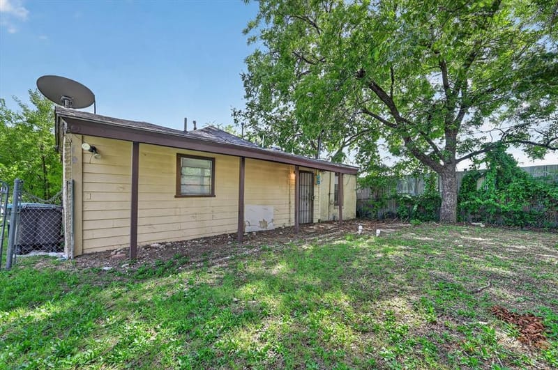 2813 E Rosedale Street, Fort Worth TX 76105 - Photo 34