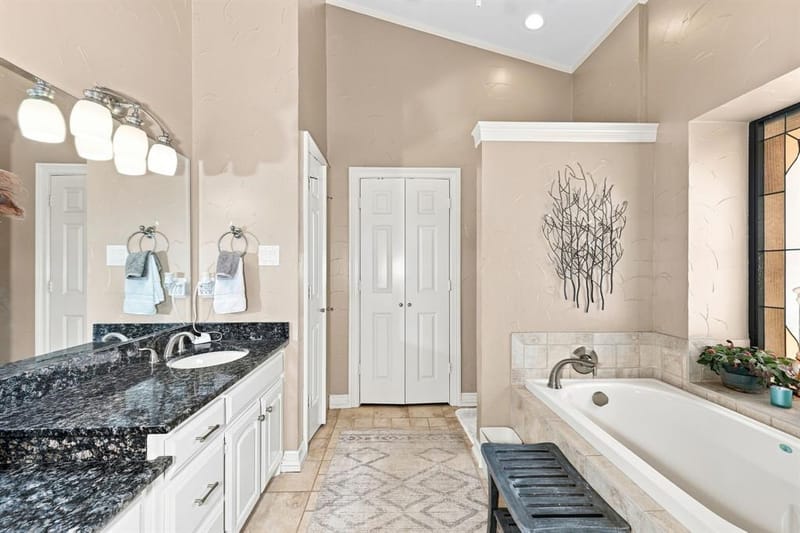 1762 Timber Ridge Circle, Corinth TX 76210 - Photo 20