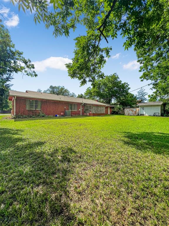 2706 Bois D Arc Street, Commerce TX 75428 - Photo 13