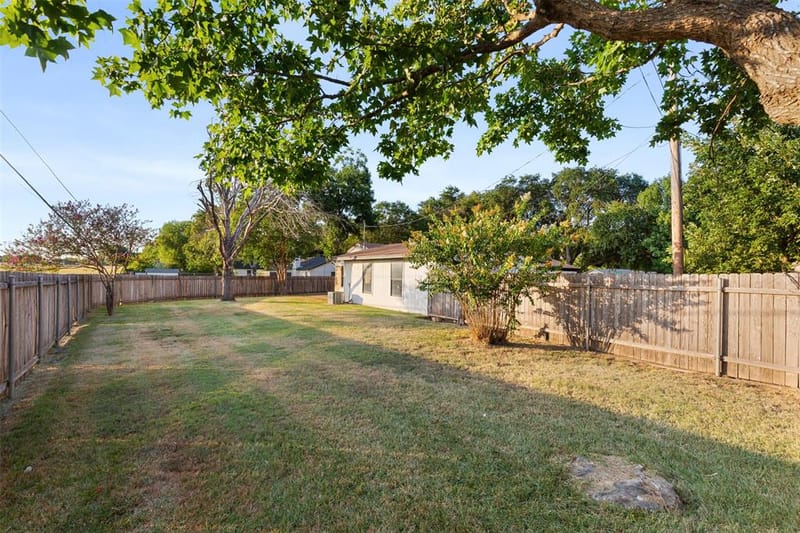 401 Lindenwood Lane W, Hewitt TX 76643 - Photo 40