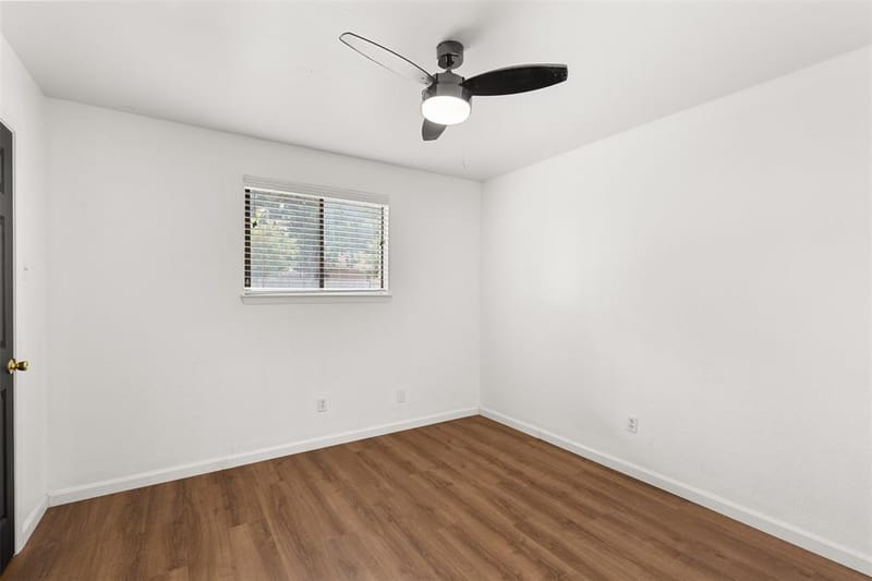401 Lindenwood Lane W, Hewitt TX 76643 - Photo 29